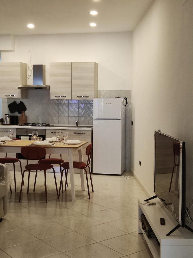 Apartament O'Tuocc A Chiaia Neapol Zewnętrze zdjęcie
