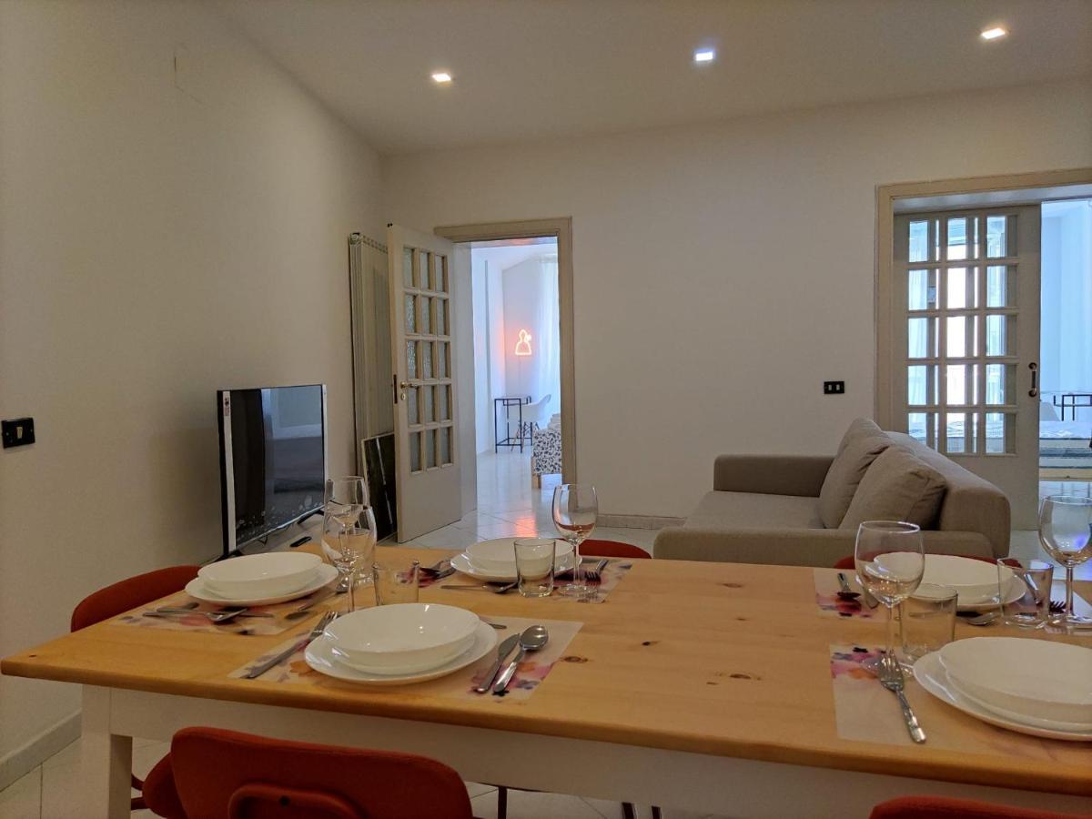 Apartament O'Tuocc A Chiaia Neapol Zewnętrze zdjęcie